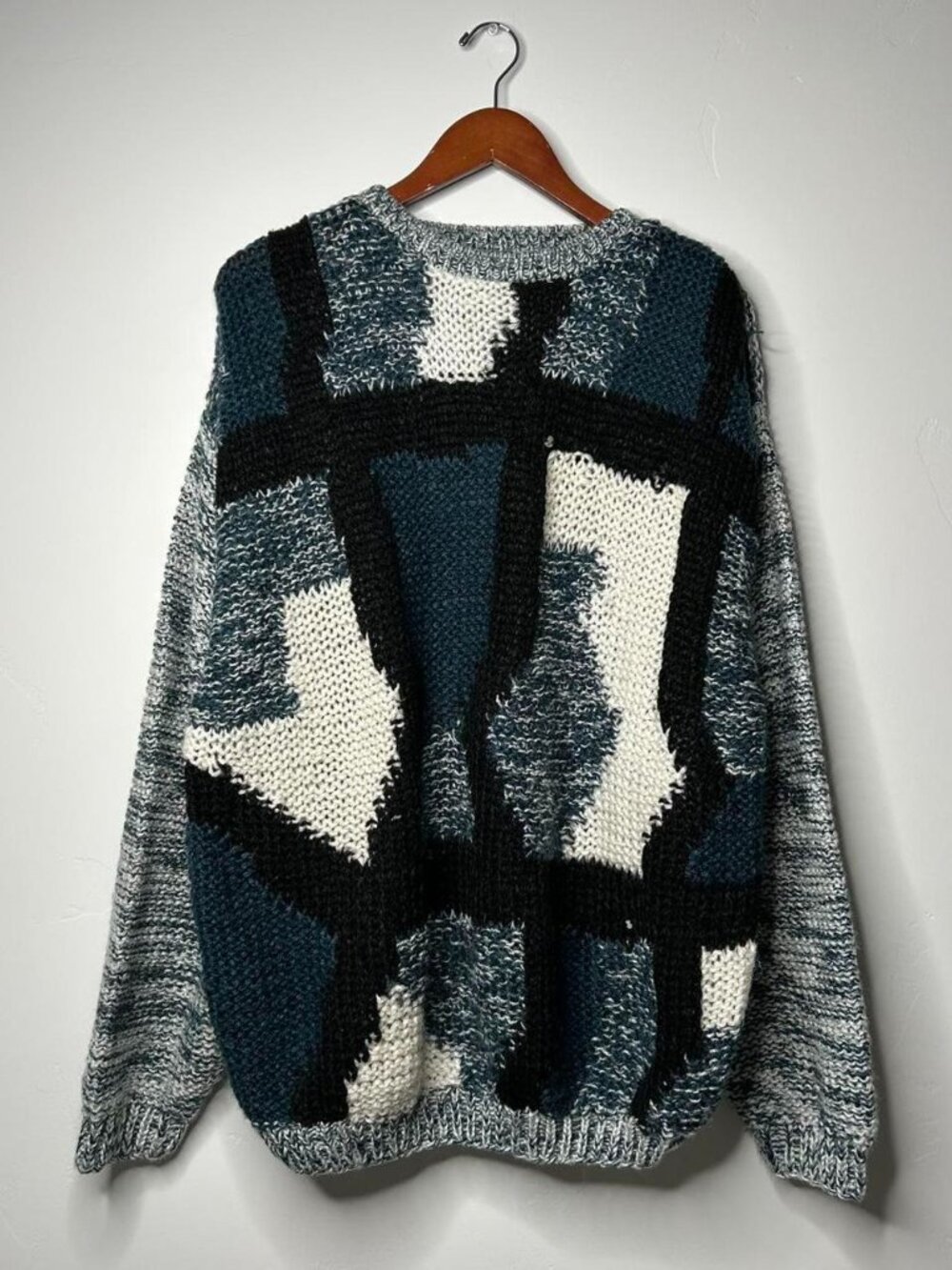 90’s vintage knit sweater black, blue and white size XL